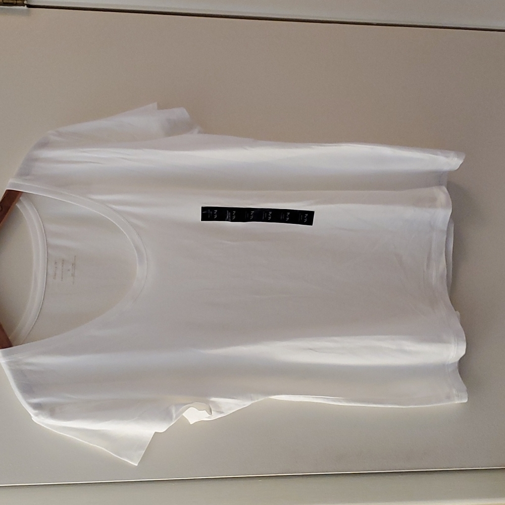 Banana Republic size XL cotton scoop neck t-shirt